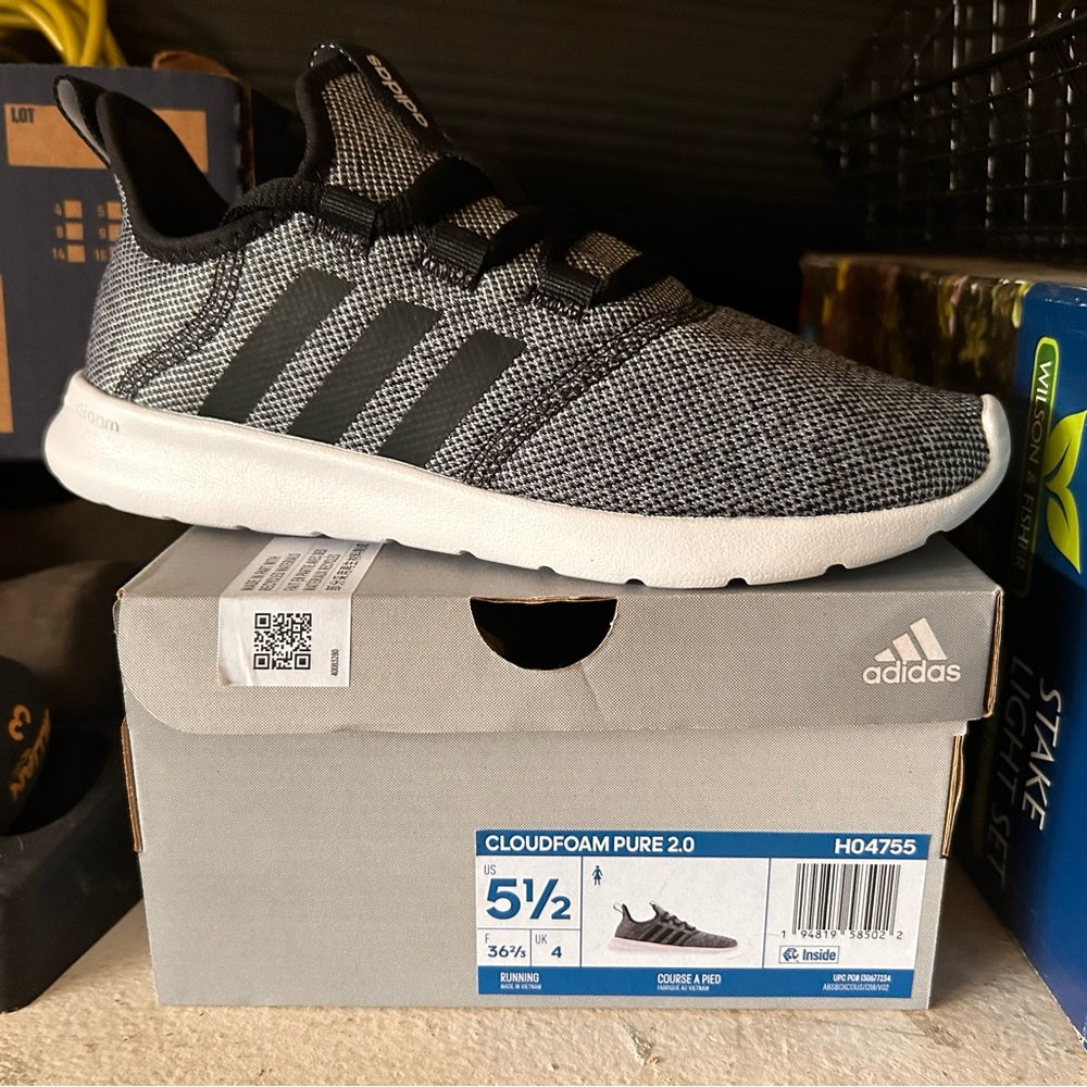 Adidas Cloudfoam Pure 2.0 Women’s Running Shoes — NEW in Box — Size 5.5
